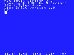 藍色畫面顯示白色文字:"MSX BASIC version 3.0 / Copyright 1988 by Microsoft / 23414 Bytes free / Disk BASIC version 1.0 / Ok"及代表游標的方塊。底部顯示"color auto goto list run"。